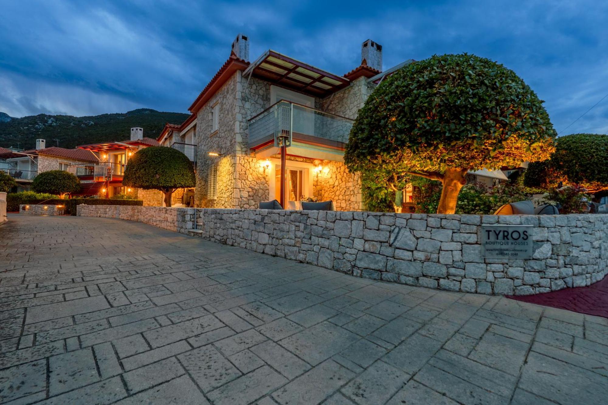 Tyros Boutique Houses Villas Rum bild